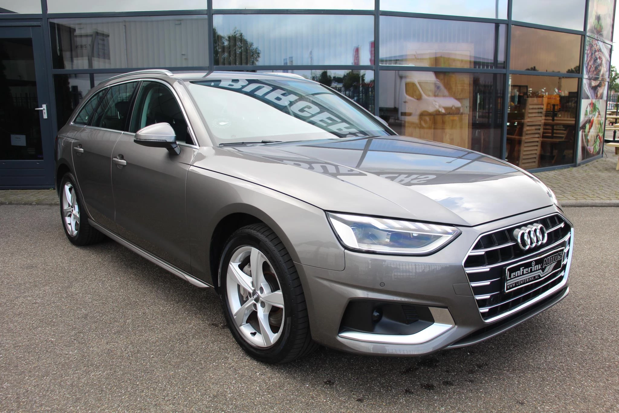 Hoofdafbeelding Audi A4