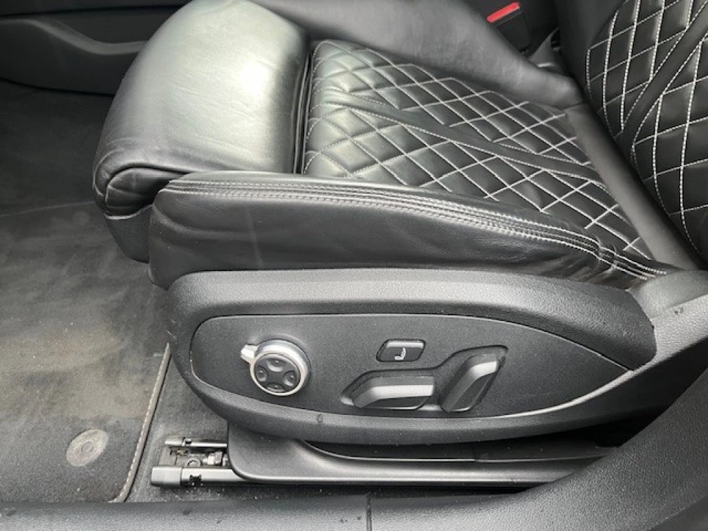 Hoofdafbeelding Audi S4