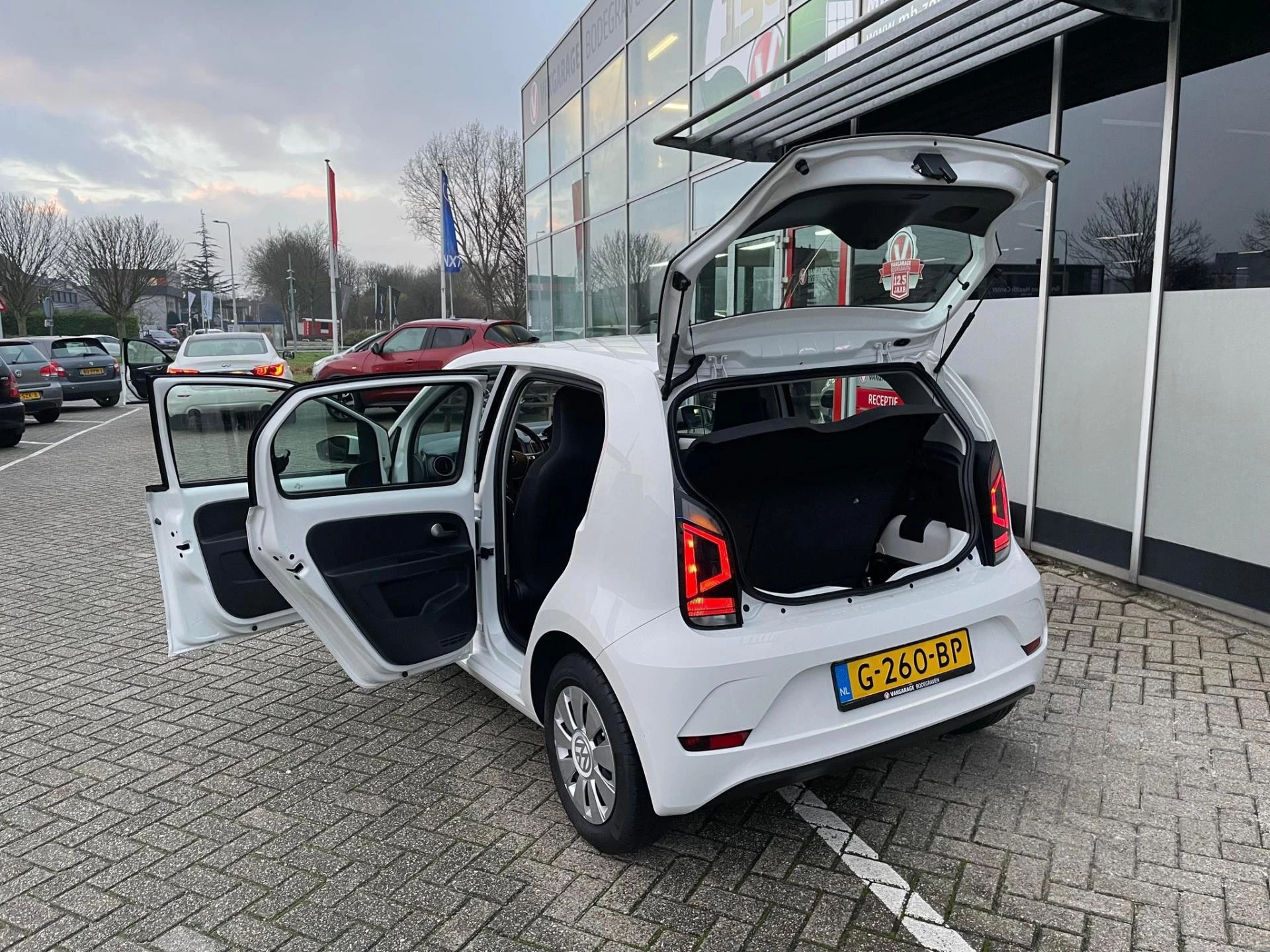 Hoofdafbeelding Volkswagen up!