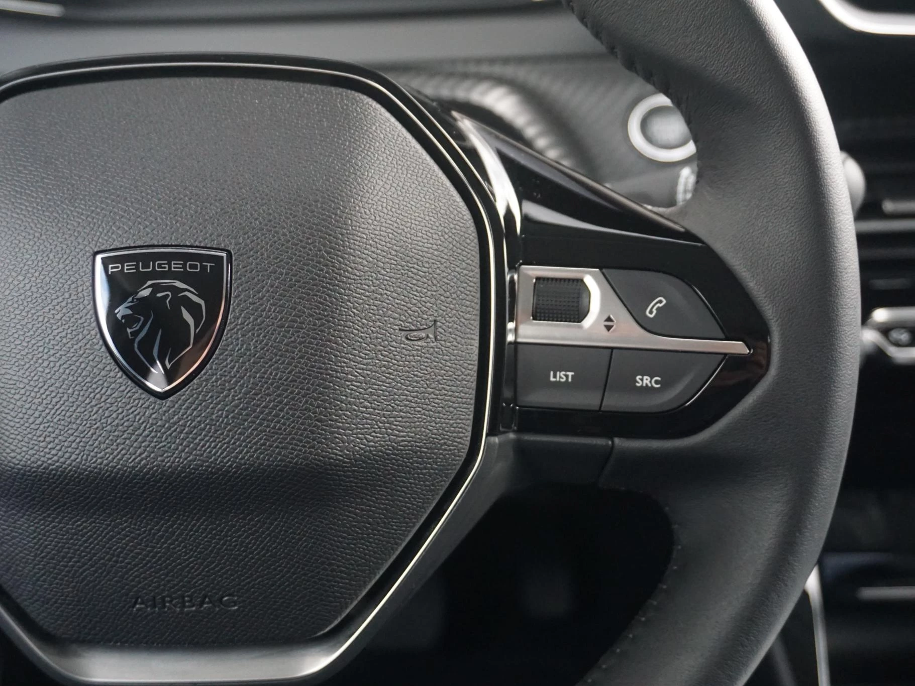 Hoofdafbeelding Peugeot e-208