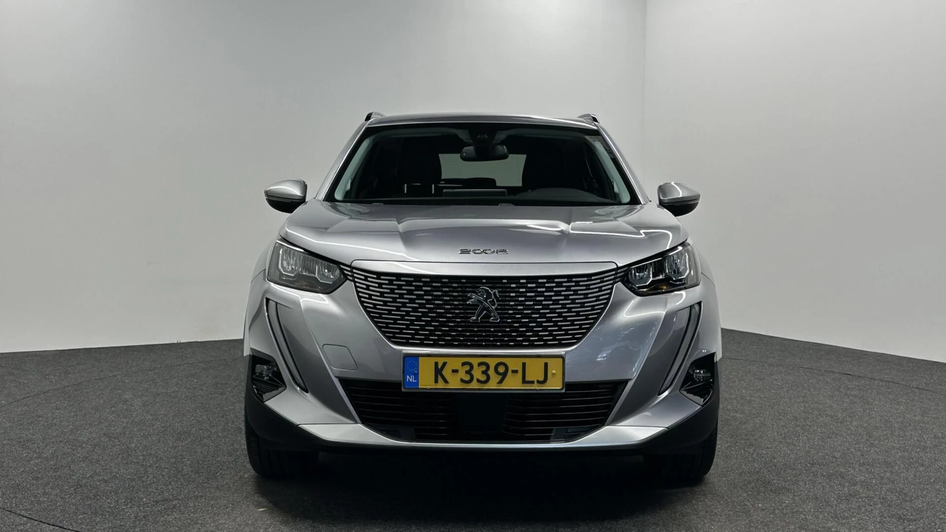 Hoofdafbeelding Peugeot e-2008