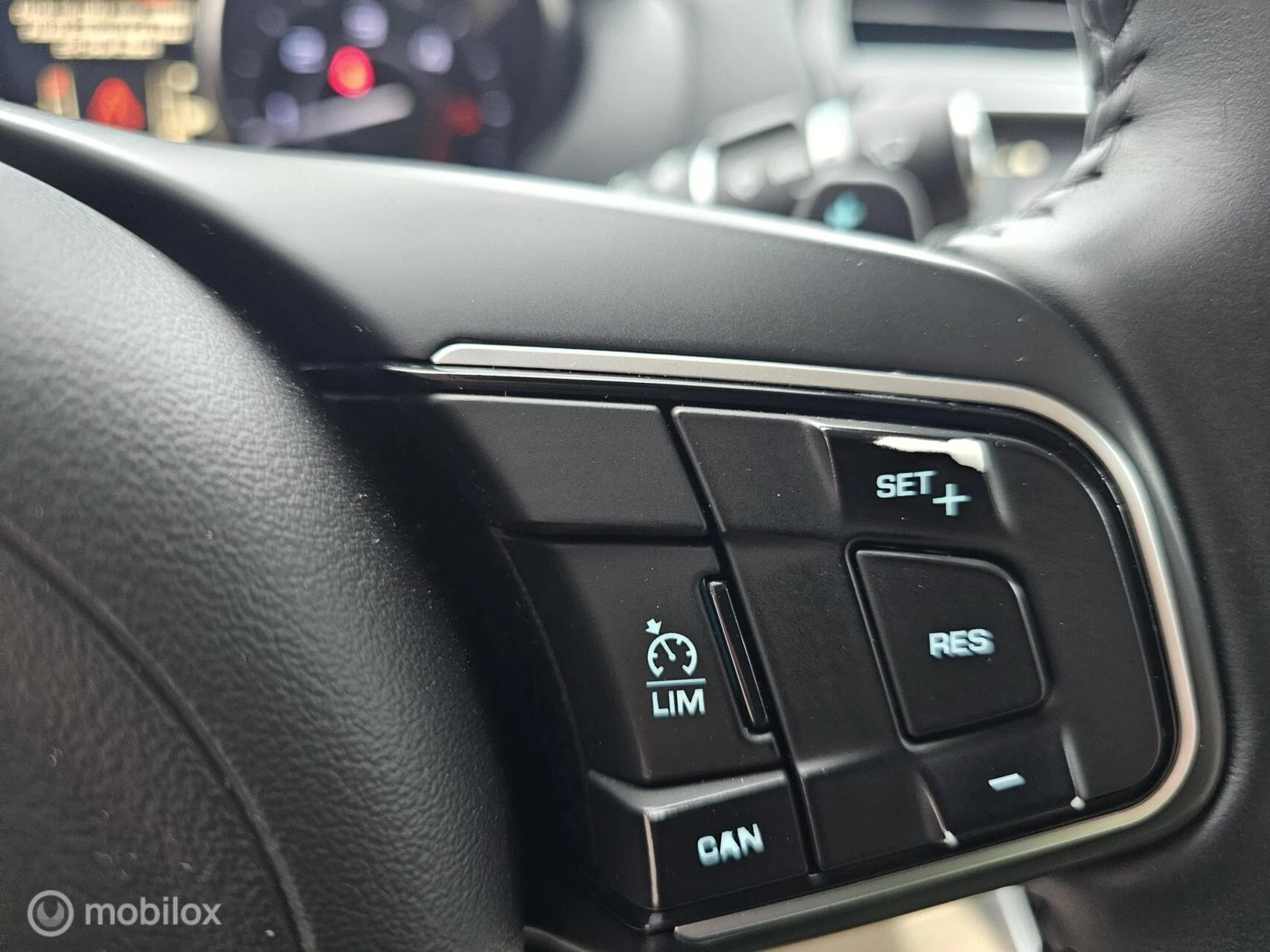 Hoofdafbeelding Jaguar XE