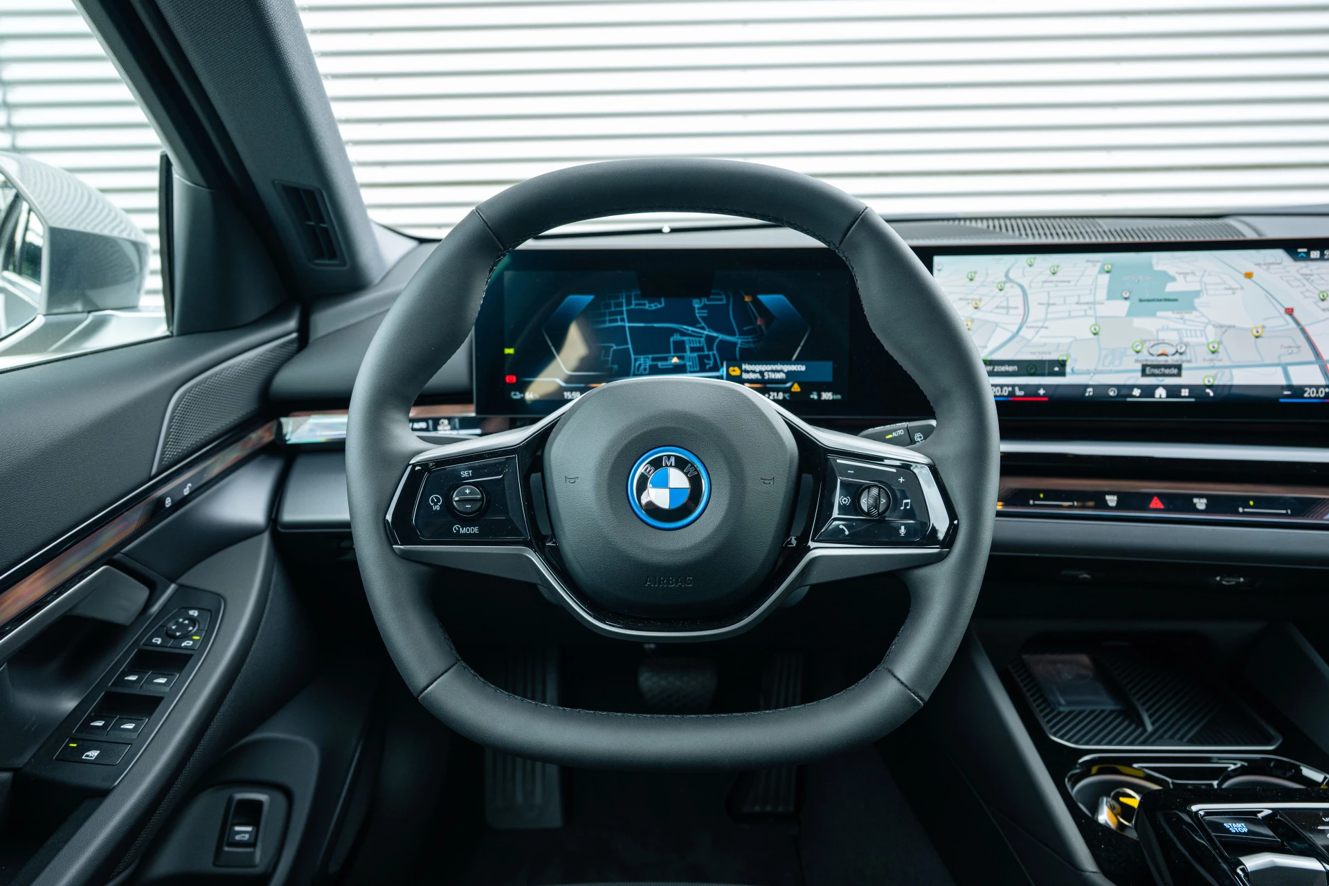 Hoofdafbeelding BMW i5