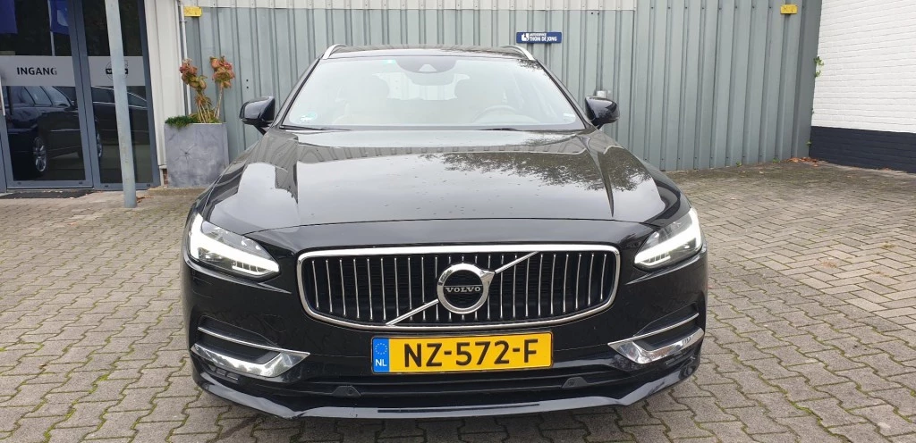 Hoofdafbeelding Volvo V90