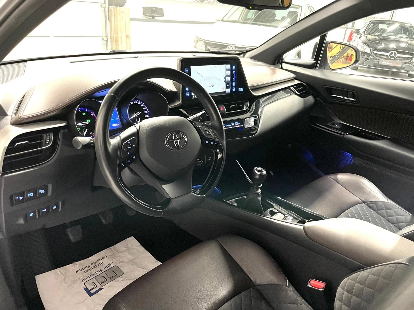 Hoofdafbeelding Toyota C-HR