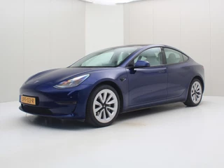 Hoofdafbeelding Tesla Model 3 Tesla Model 3 Long-Range AWD 351pk 75 kWh FACELIFT 94% SoH [ WIT LEDER+WARMTEPOMP+AUTOPILOT+620KM WLTP+PREMIUM AUDIO ]