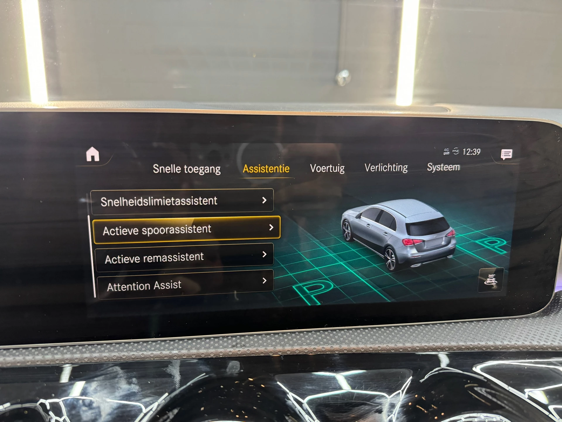 Hoofdafbeelding Mercedes-Benz A-Klasse