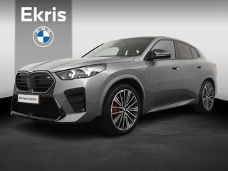 Hoofdafbeelding BMW X2 BMW X2 M35i xDrive M Sport pro | Panoramadak | Head-Up | Driving Assistant Plus | Elektrisch verstelbare stoelen |
