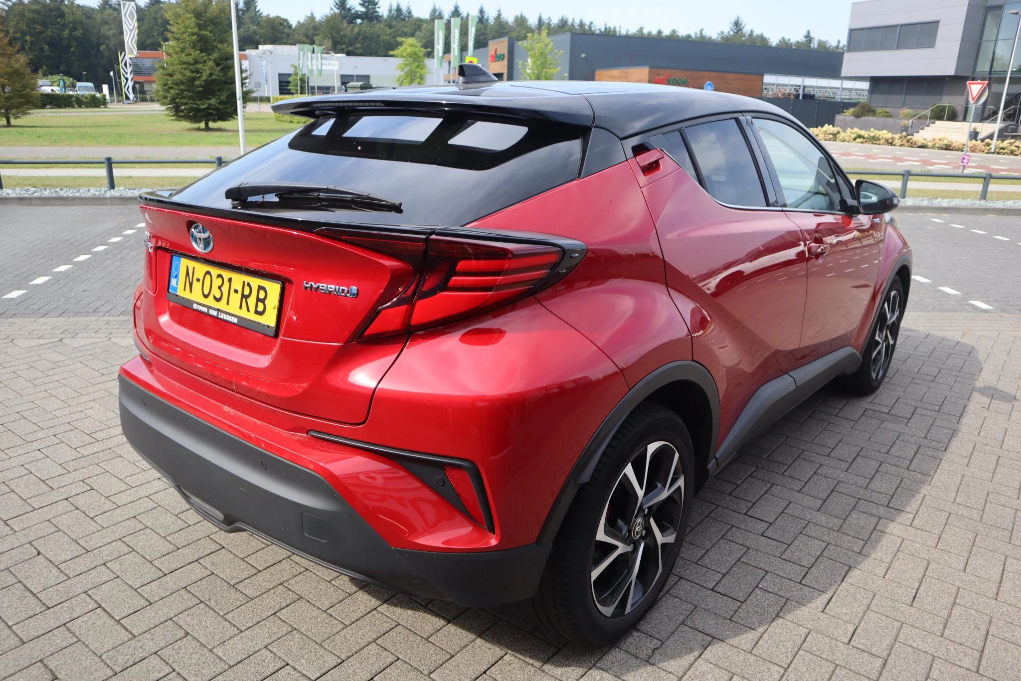 Hoofdafbeelding Toyota C-HR