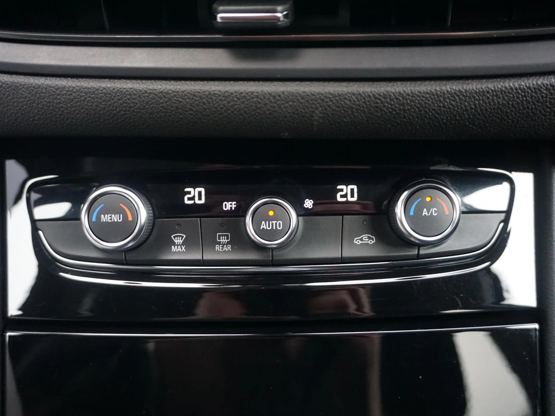 Hoofdafbeelding Opel Grandland