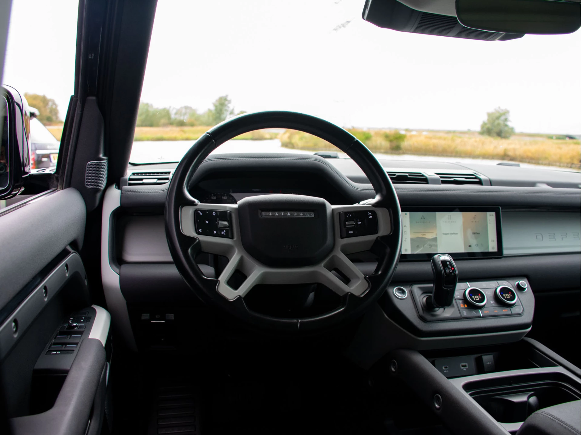 Hoofdafbeelding Land Rover Defender