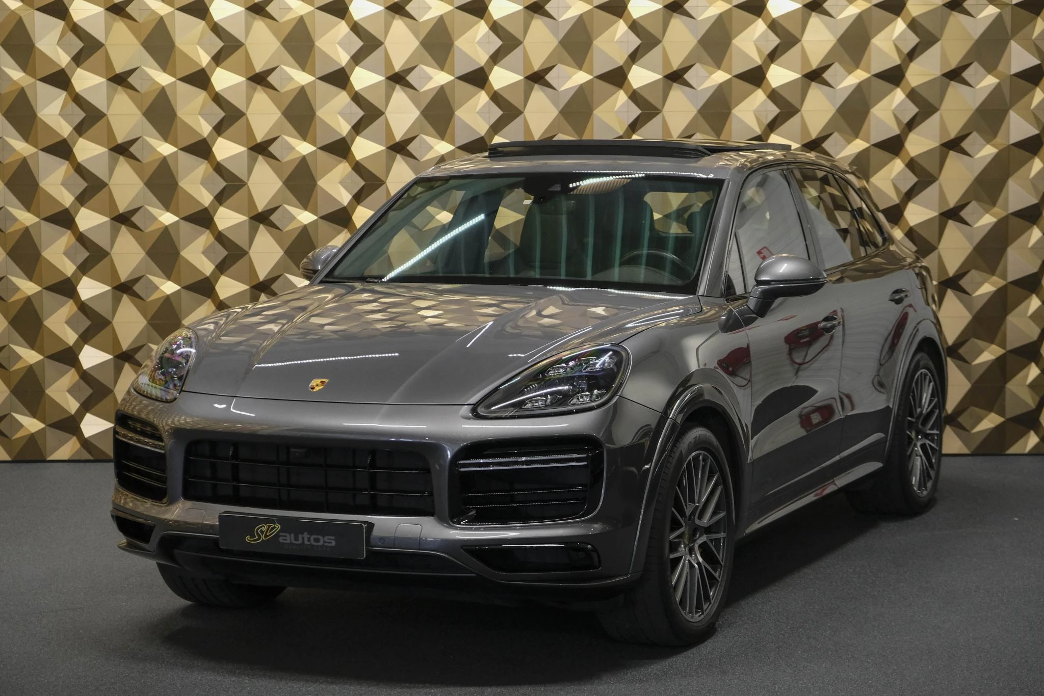 Hoofdafbeelding Porsche Cayenne