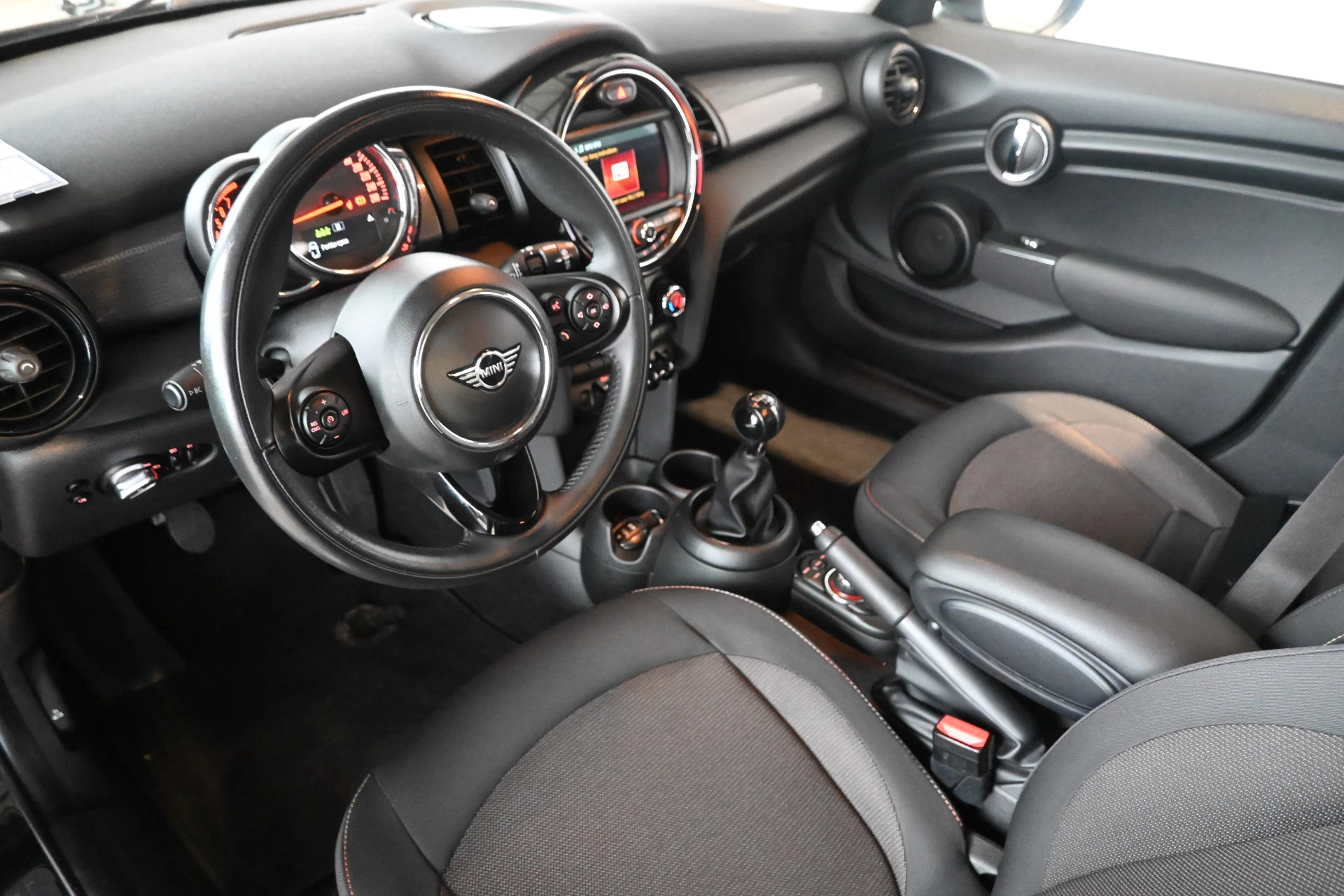 Hoofdafbeelding MINI Cooper