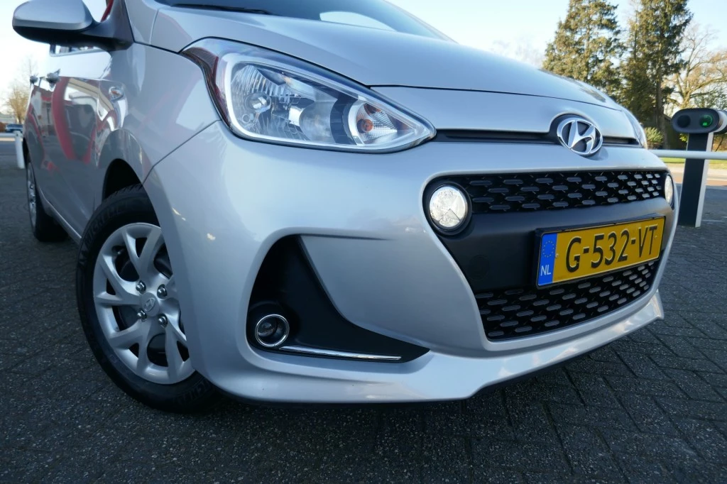 Hoofdafbeelding Hyundai i10