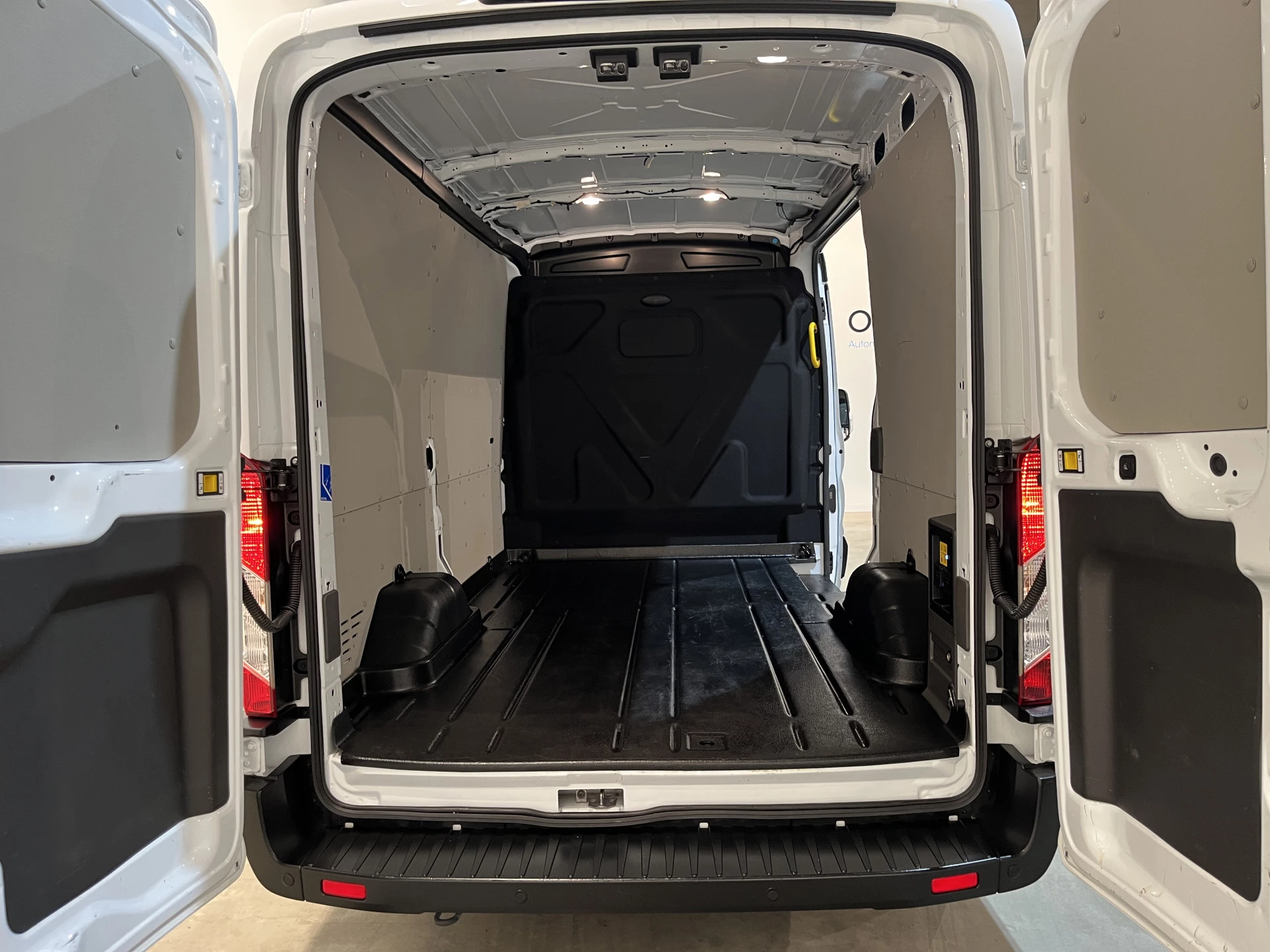 Hoofdafbeelding Ford E-Transit