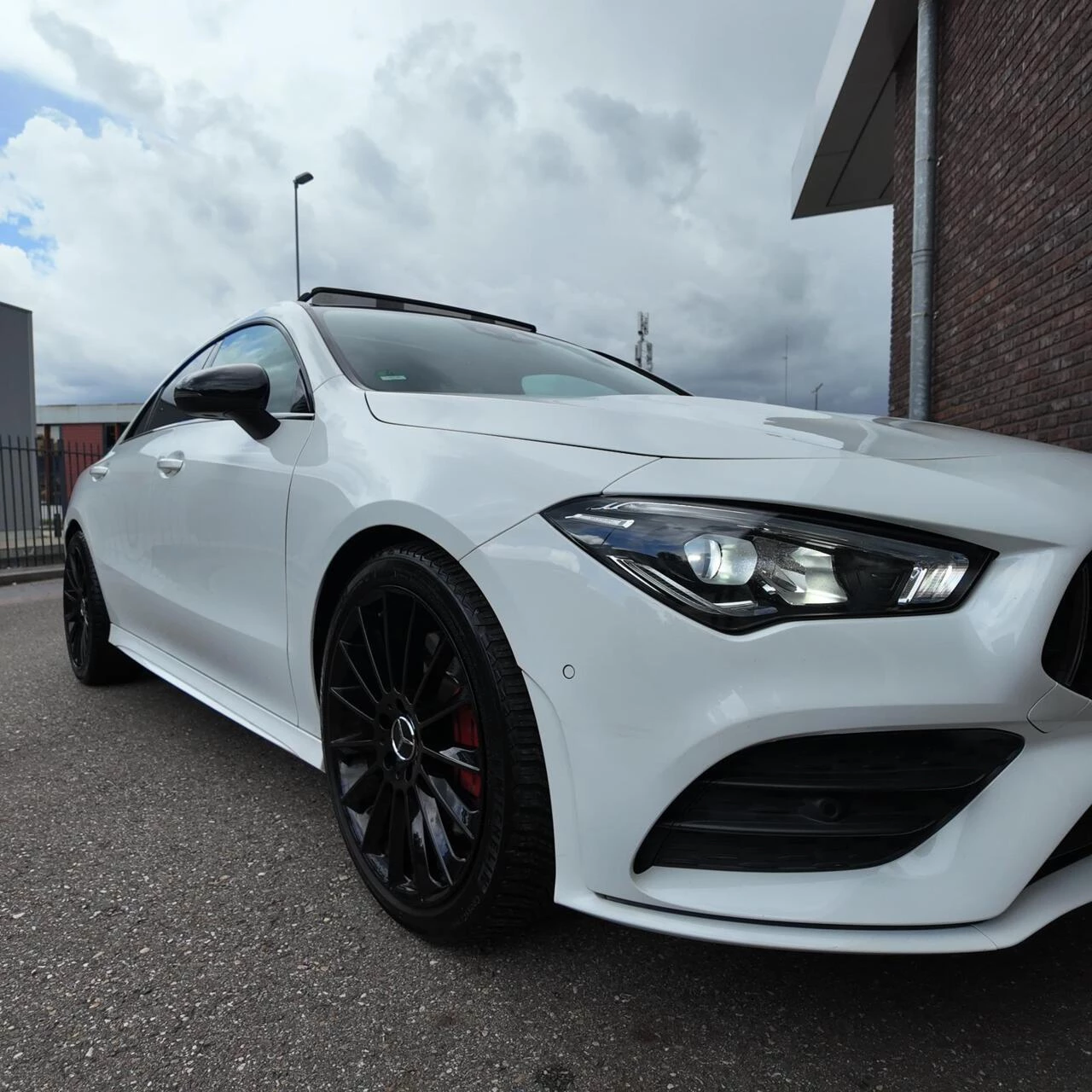 Hoofdafbeelding Mercedes-Benz CLA