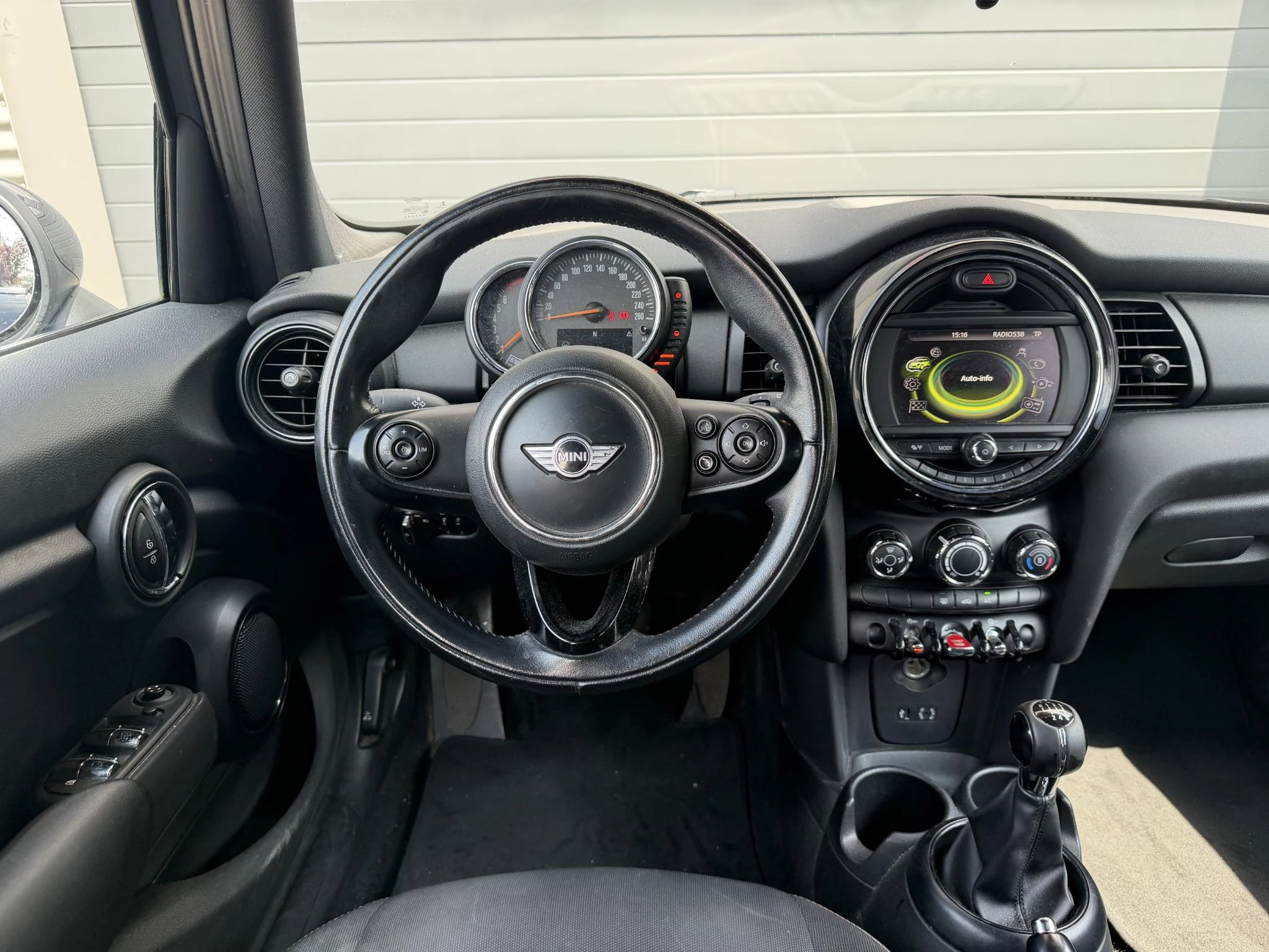 Hoofdafbeelding MINI 5-deurs