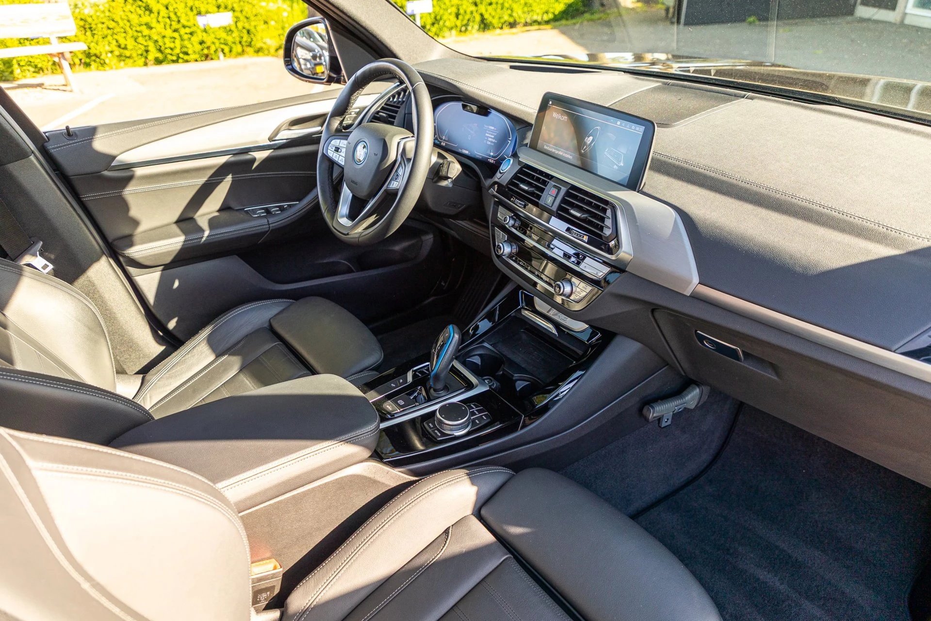 Hoofdafbeelding BMW iX3