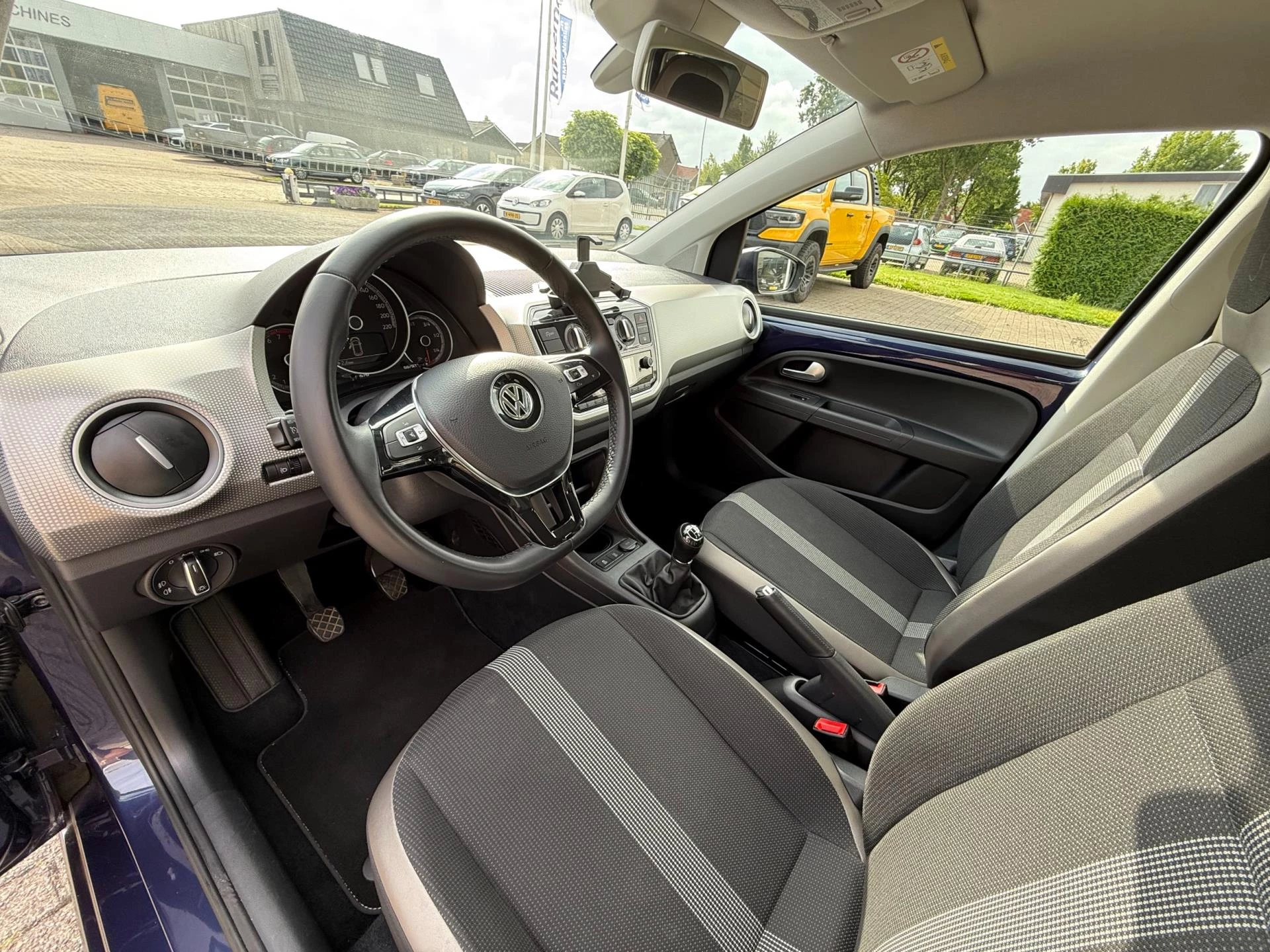 Hoofdafbeelding Volkswagen up!