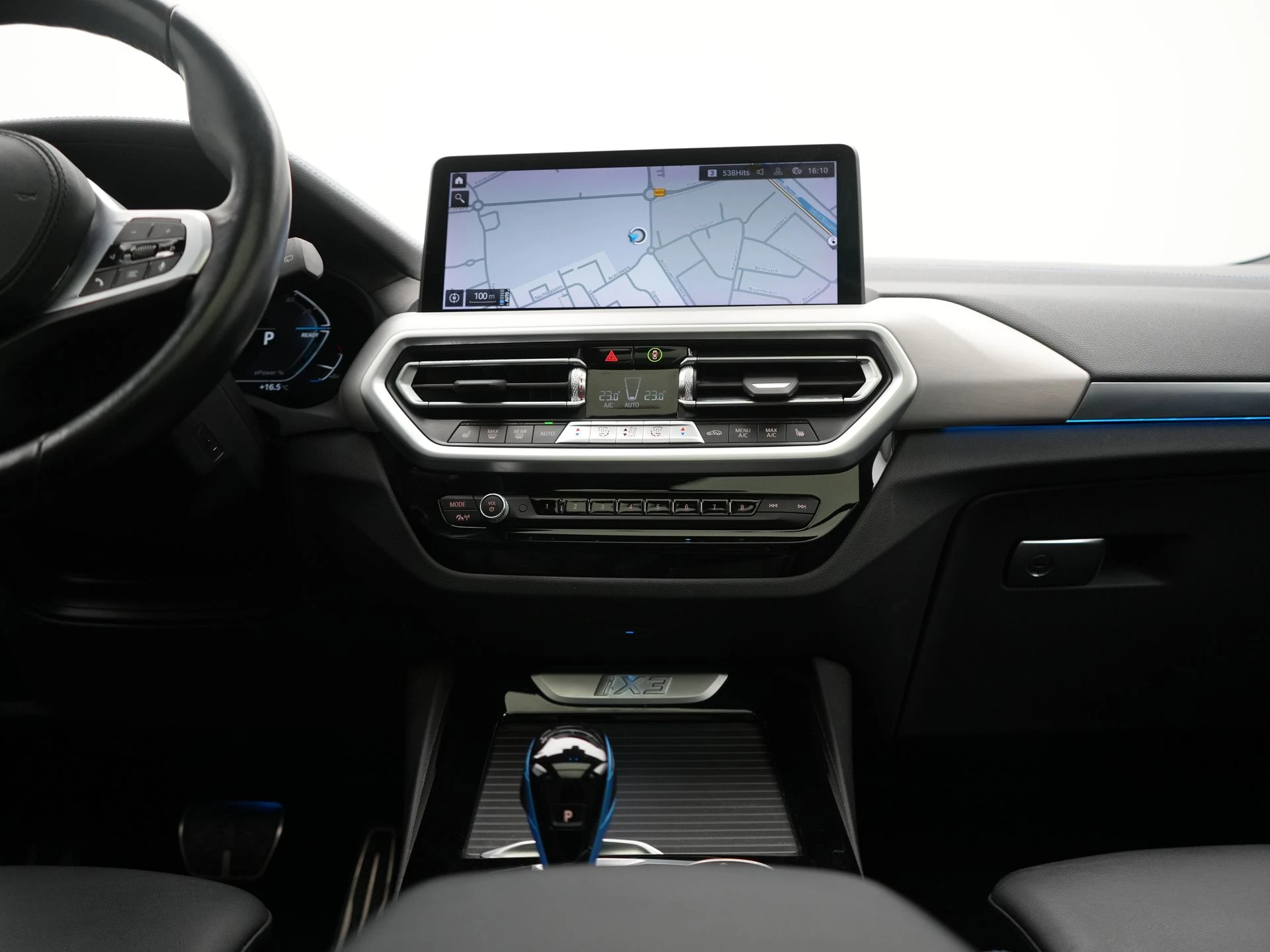 Hoofdafbeelding BMW iX3