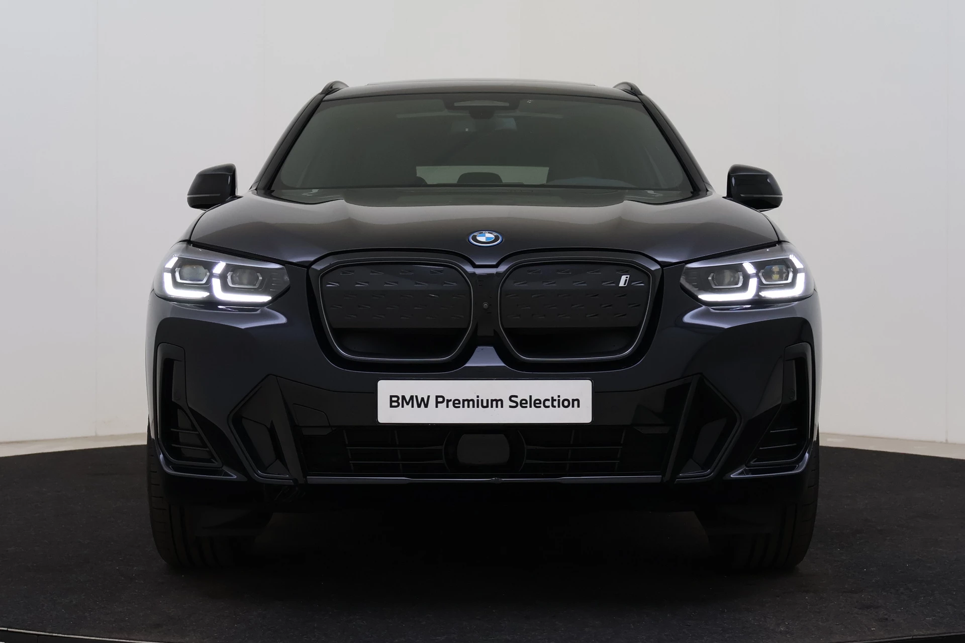 Hoofdafbeelding BMW iX3