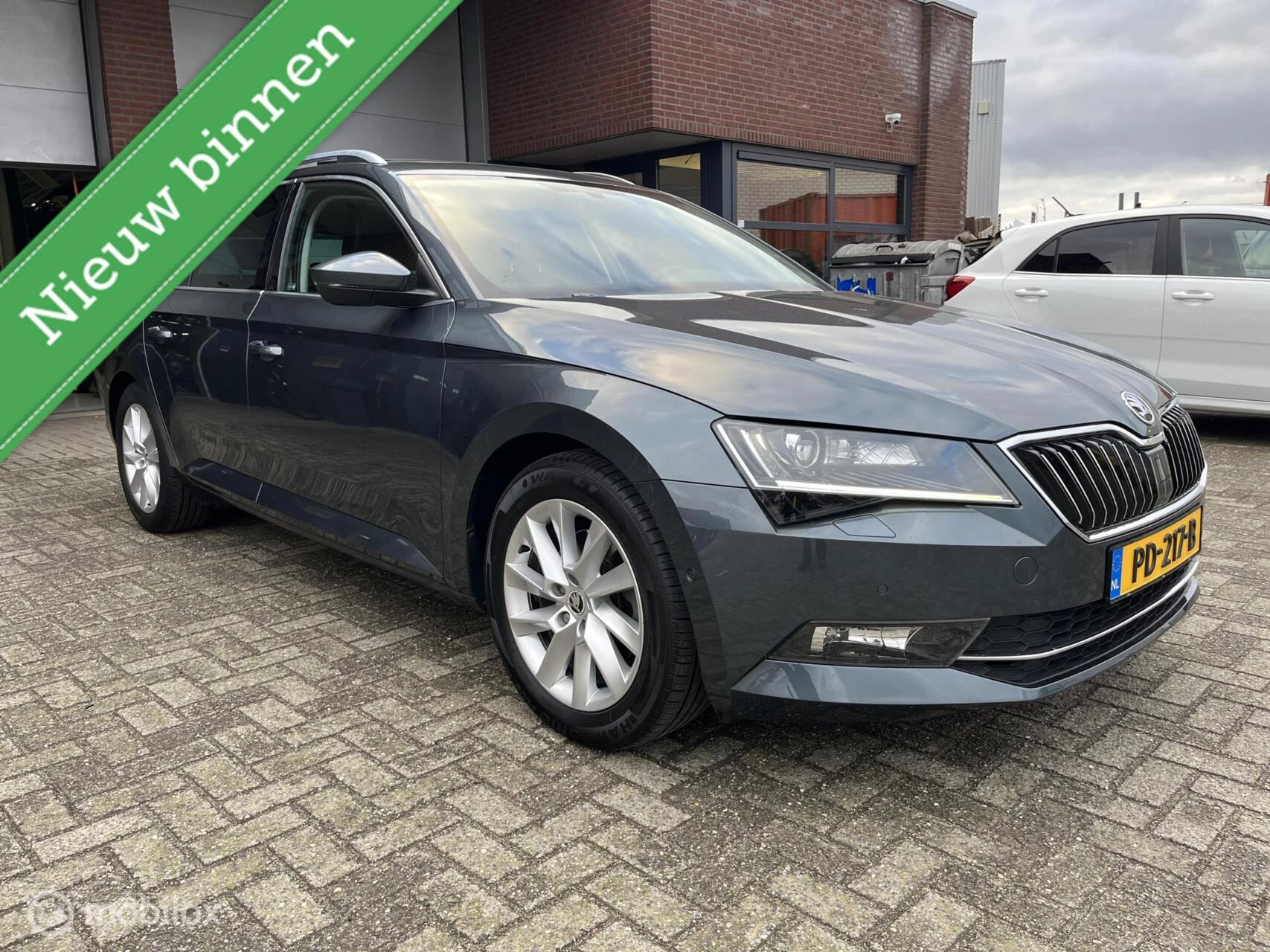 Hoofdafbeelding Škoda Superb