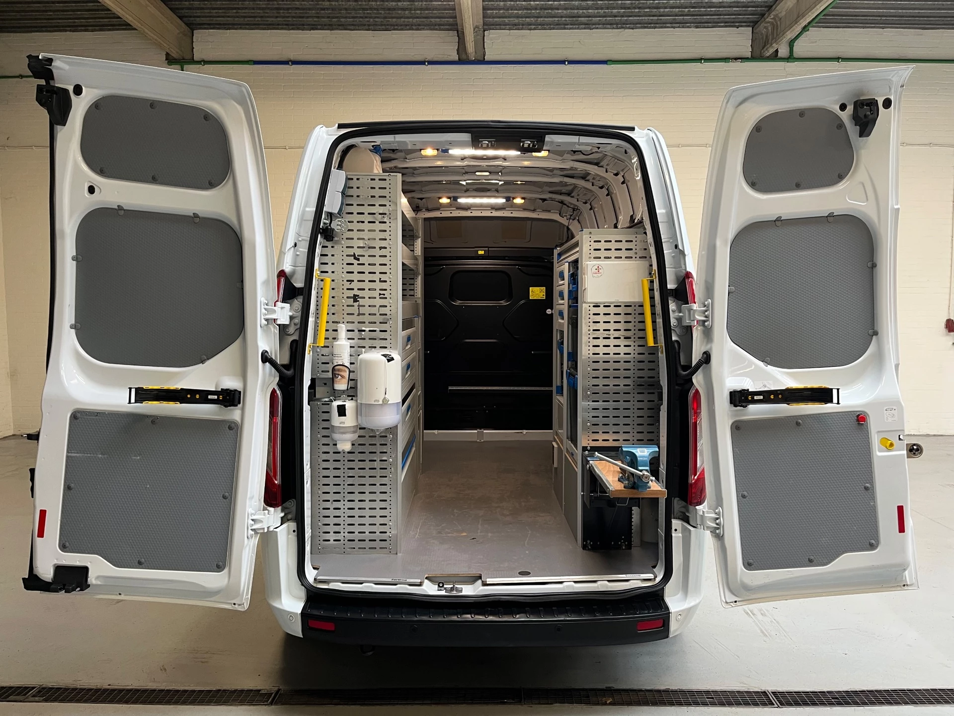 Hoofdafbeelding Ford Transit Custom