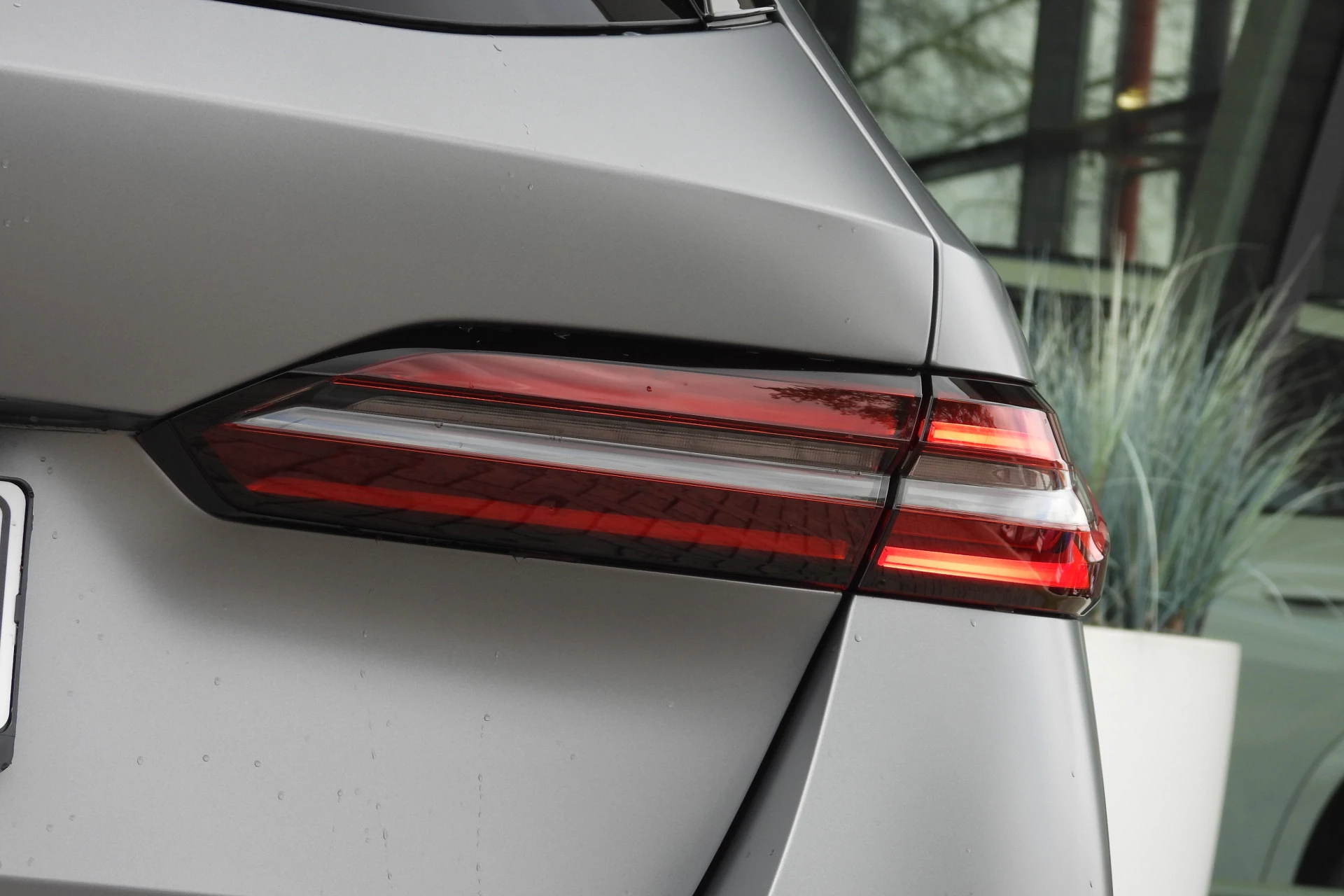 Hoofdafbeelding BMW i5