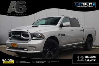 Dodge Ram 1500 5.7 V8 4x4 Quad Cab 6'4 Laramie Silver / Black Trekhaak Schuifdak Leder Alpine Sound 20 inch LMV Stuur & Stoelverwarming 3500KG Trekgewicht