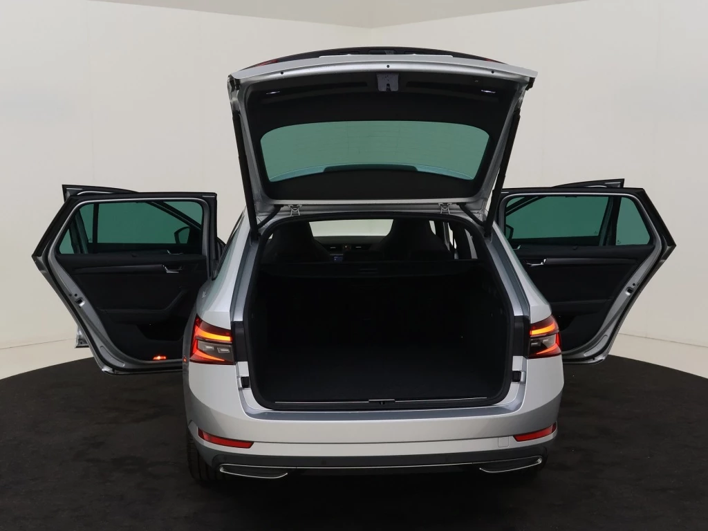 Hoofdafbeelding Škoda Superb