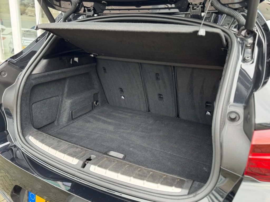 Hoofdafbeelding BMW X2