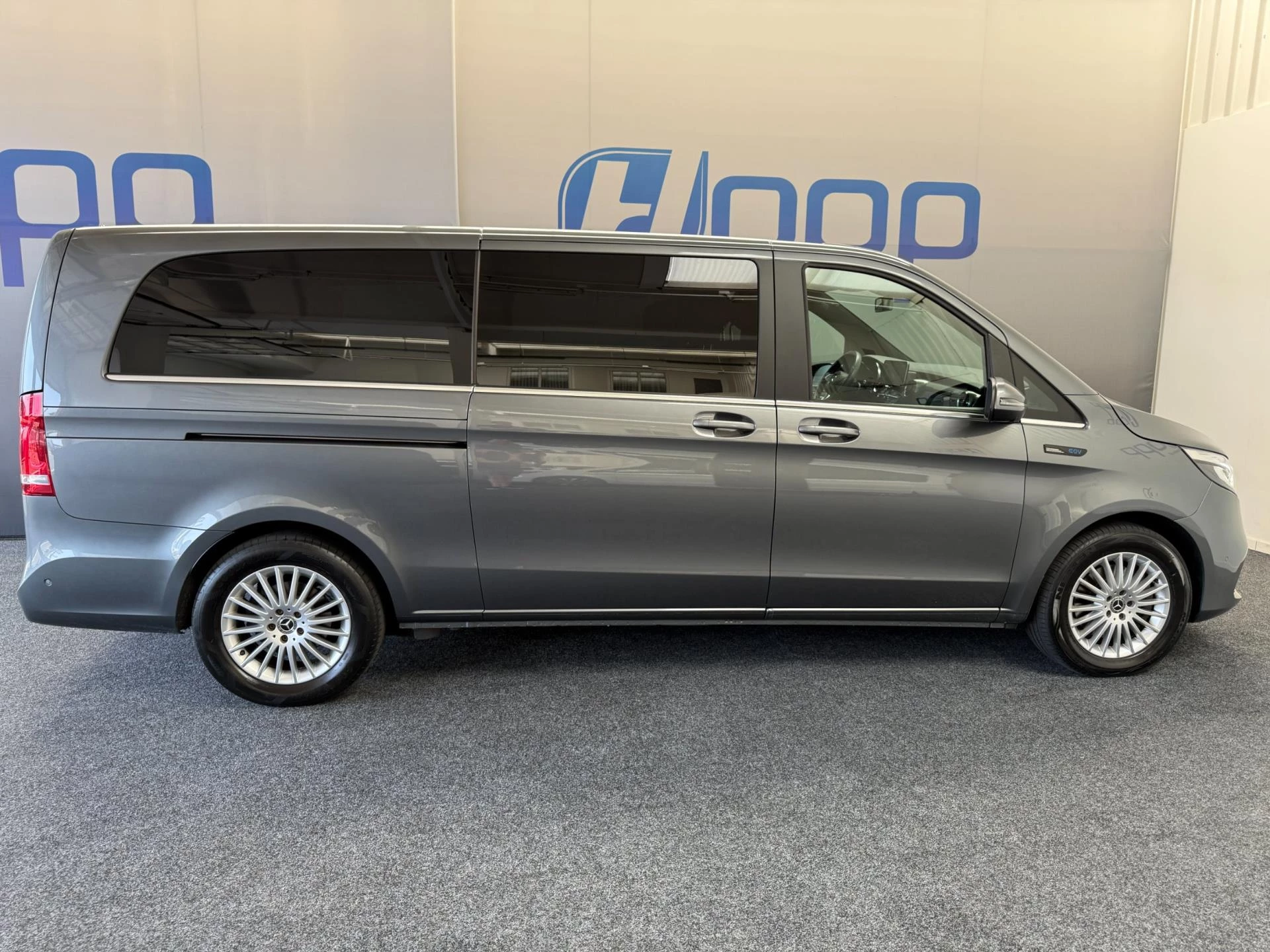 Hoofdafbeelding Mercedes-Benz EQV