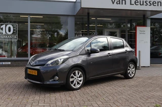Toyota Yaris 1.5 FULL HYBRID DYNAMIC NAVI KEYLESS CRUISE CLIMA CAMERA HALF-LEDER LM-VELGEN