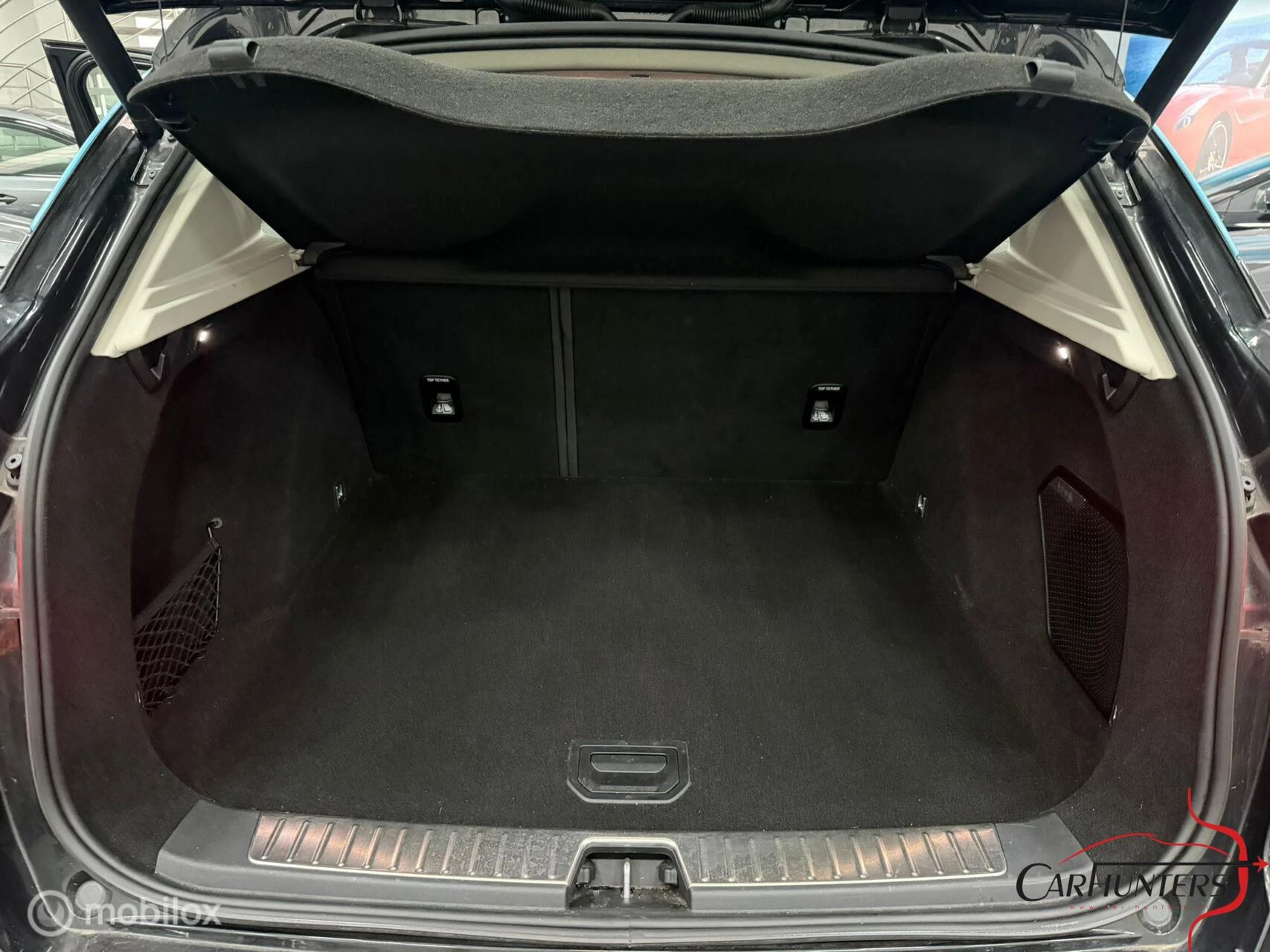 Hoofdafbeelding Lynk & Co O1