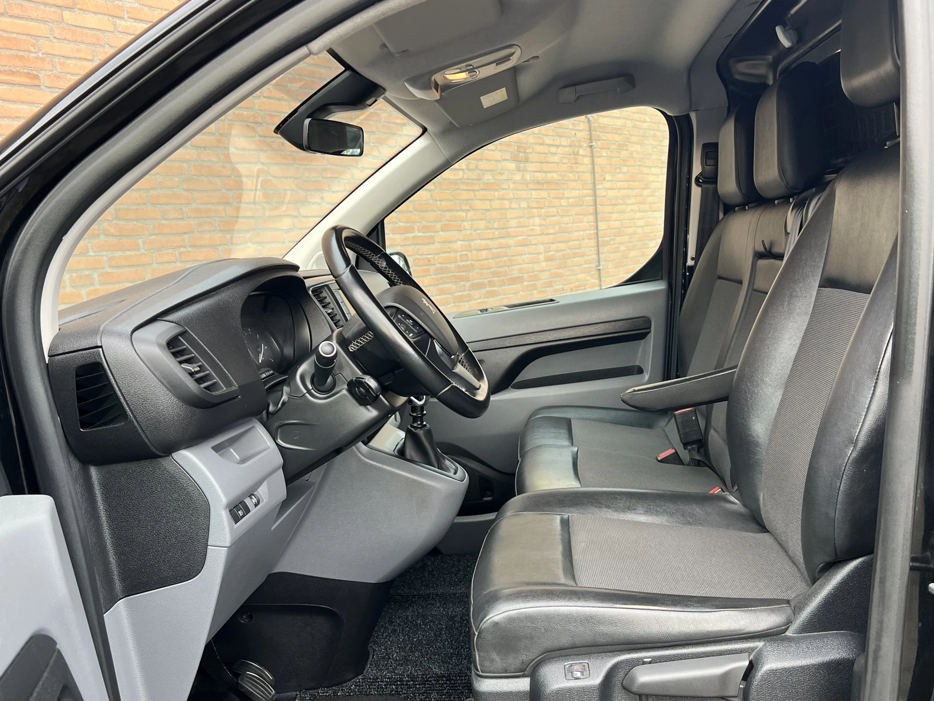 Hoofdafbeelding Peugeot Expert