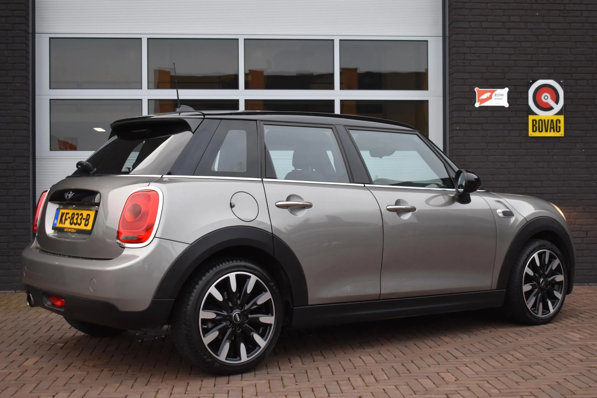 Hoofdafbeelding MINI 5-deurs