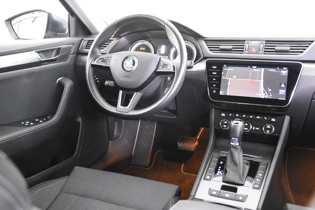 Hoofdafbeelding Škoda Superb