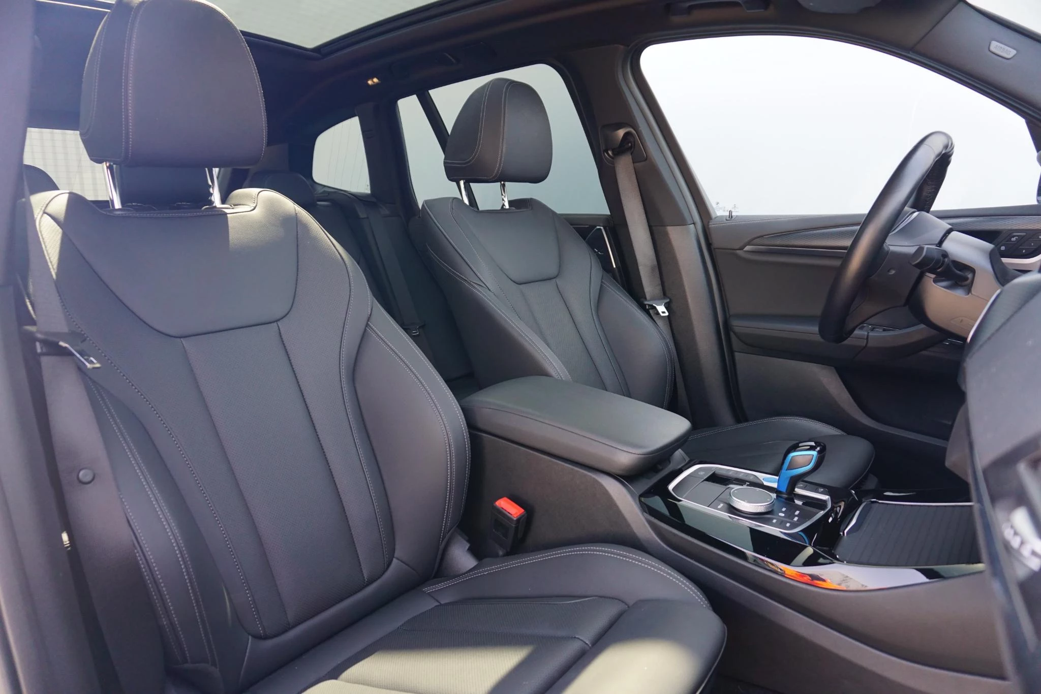 Hoofdafbeelding BMW iX3