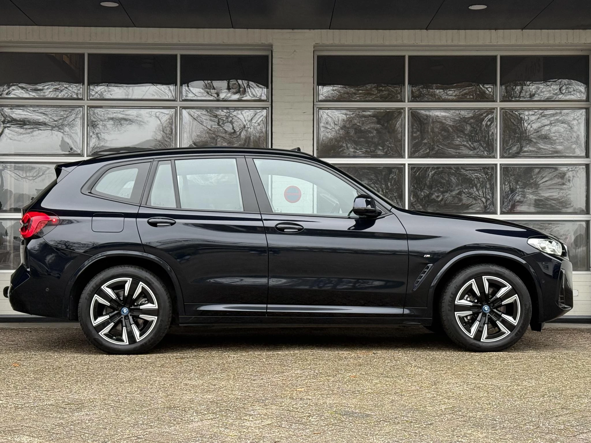 Hoofdafbeelding BMW iX3