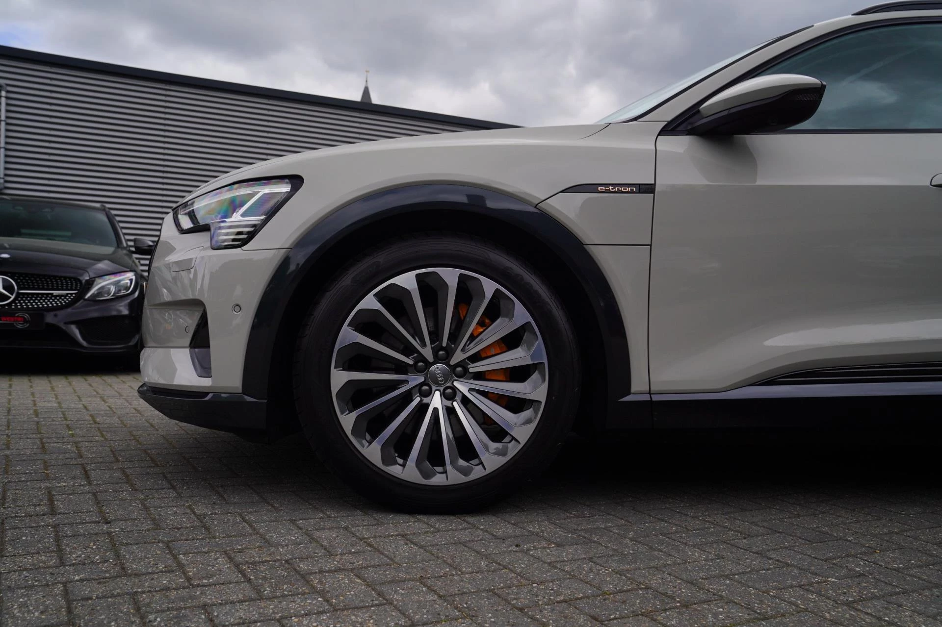 Hoofdafbeelding Audi e-tron