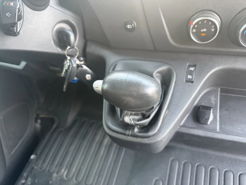 Hoofdafbeelding Renault eMaster