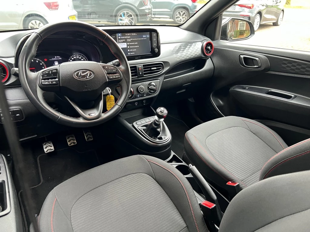 Hoofdafbeelding Hyundai i10