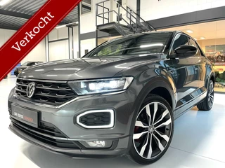 Volkswagen T-Roc 1.5 TSI 2x R-Line/ Camera/ Virtual Dashboard/ Keyless/ 19''LMV