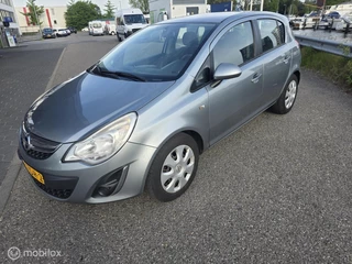Opel Corsa 1.2-16V Cosmo AUTOMAAT, AIRCO, 99700 NAP, 5 DEURS
