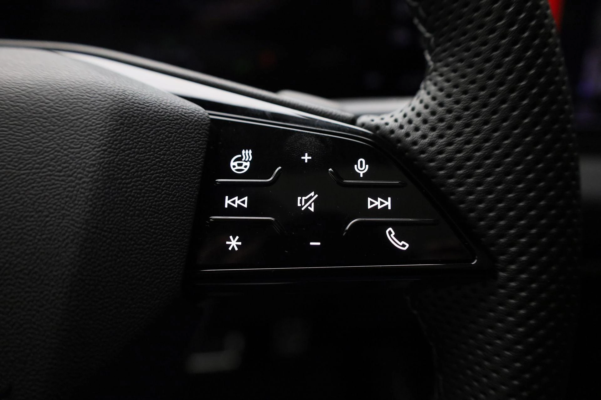 Hoofdafbeelding Audi A6 Avant e-tron