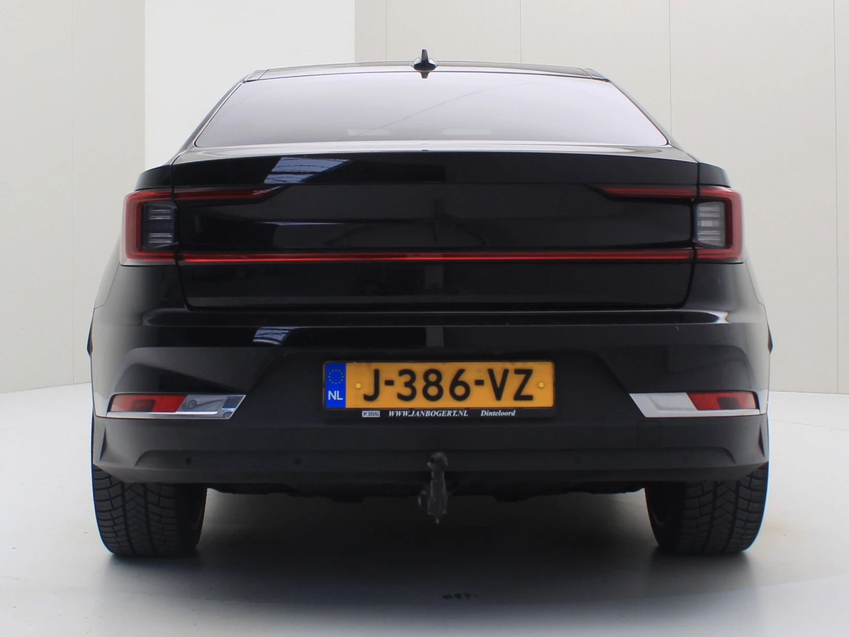 Hoofdafbeelding Polestar 2