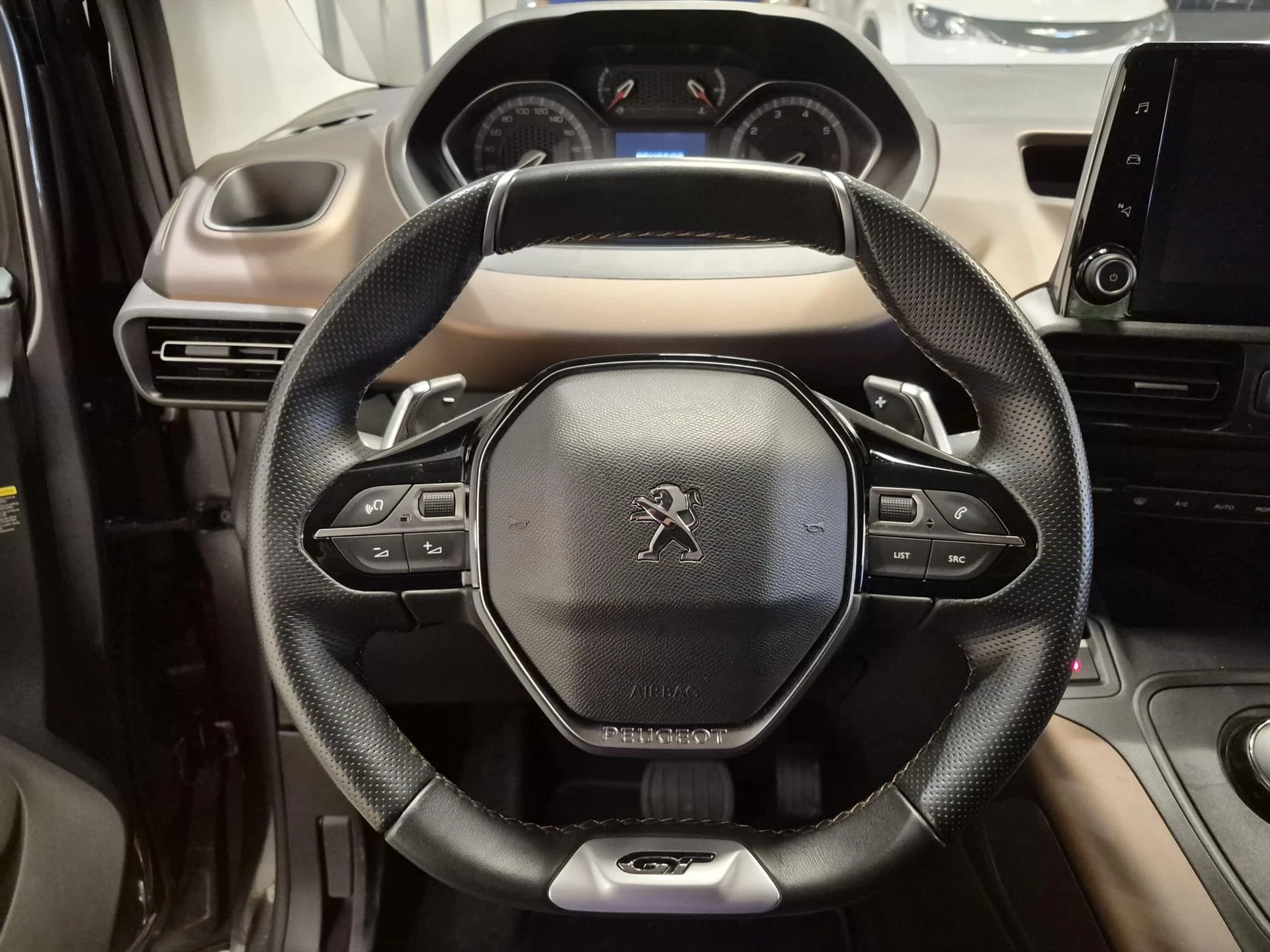 Hoofdafbeelding Peugeot Rifter