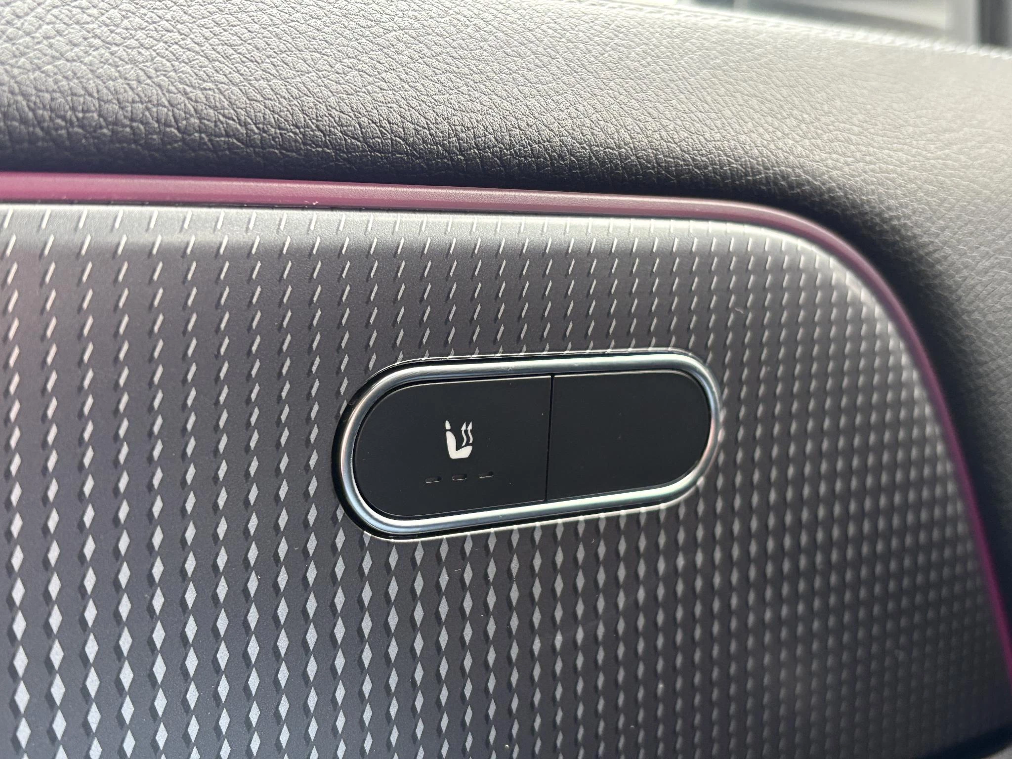 Hoofdafbeelding Mercedes-Benz EQA