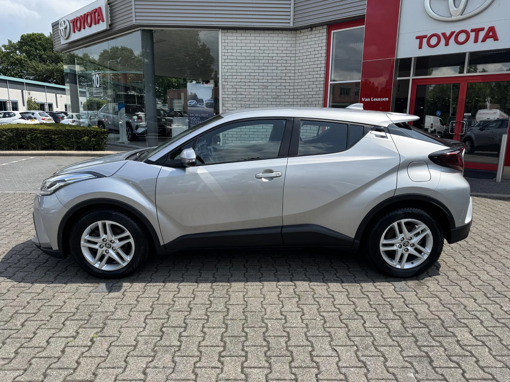 Hoofdafbeelding Toyota C-HR
