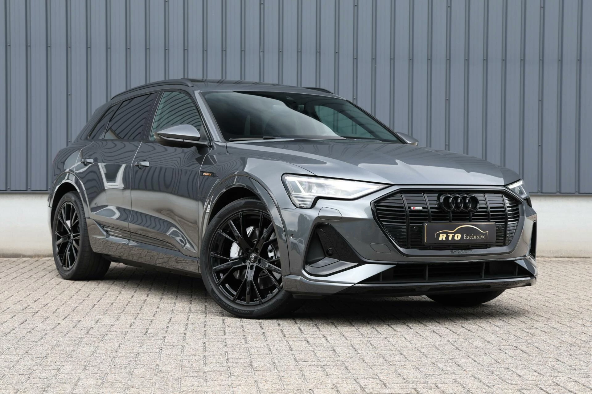 Hoofdafbeelding Audi e-tron